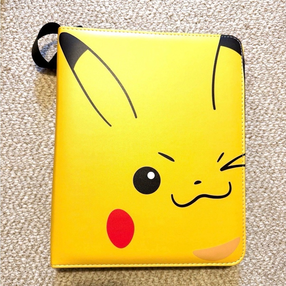 Pokémon Pocket Binder  W/ 9 Pocket Game Sport Trading Card Storage Album Pikachu